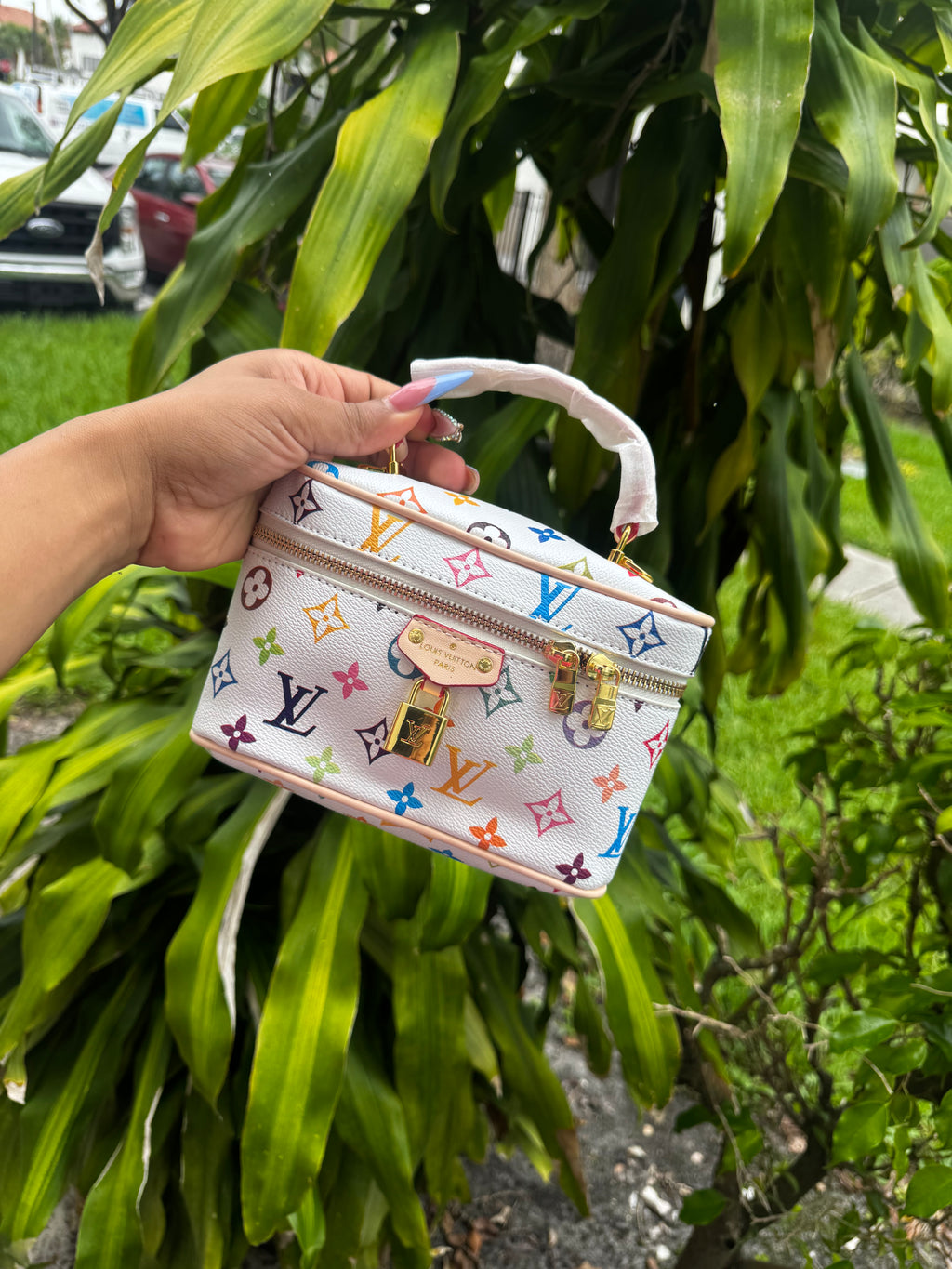 Multi Lv Vanity